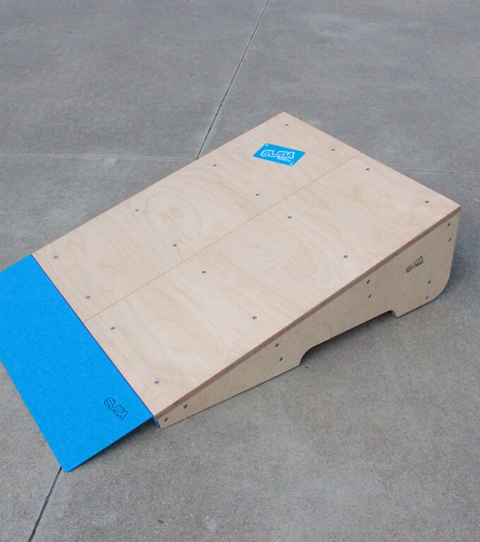 KICKERS RAMP